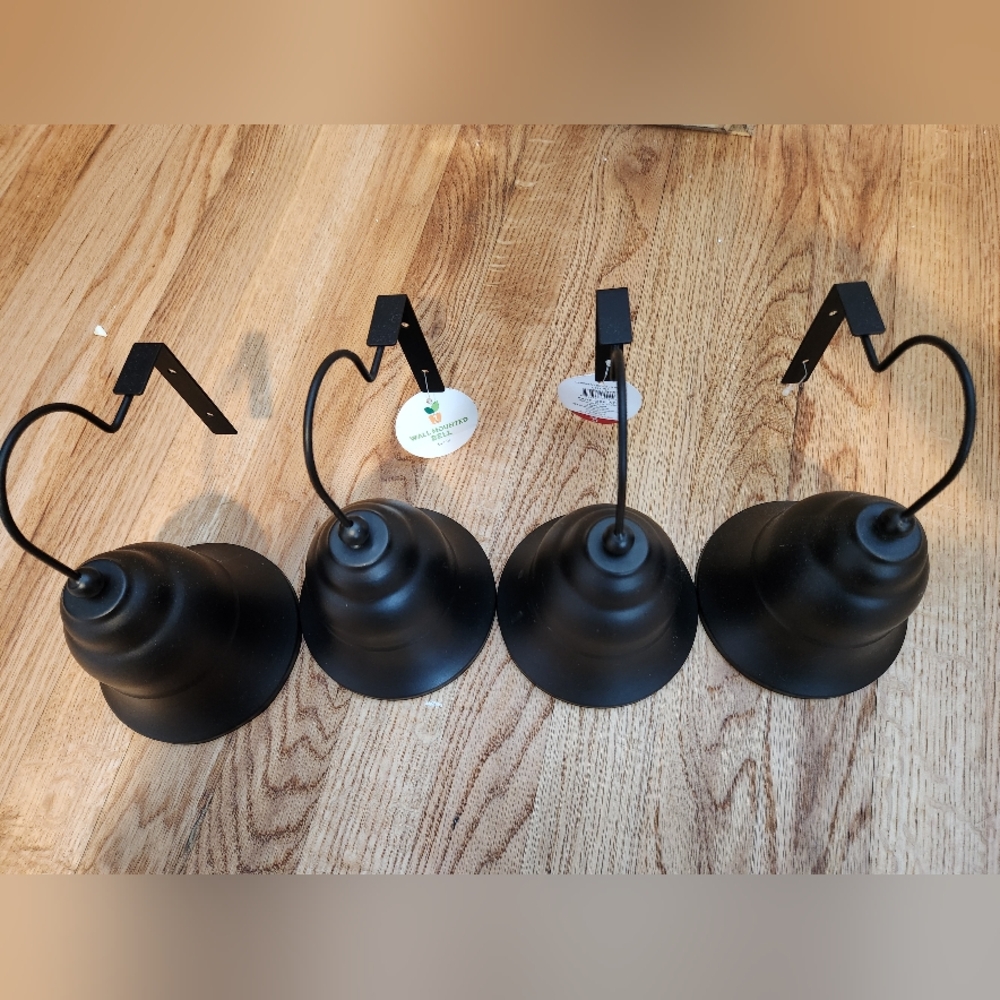 4 HANGING BELLS